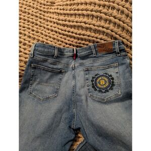 Tommy Hilfiger Denim Mens 40x26.5 Distressed Light Wash Crest Jeans Blue